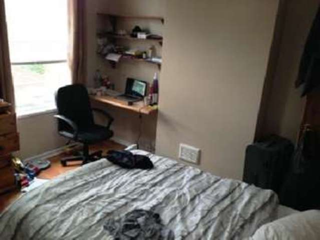  Image of 3 bedroom House Share to rent in Hubert Road Selly Oak Birmingham B29 at Selly Oak Bristol Selly Oak, B29 6EE