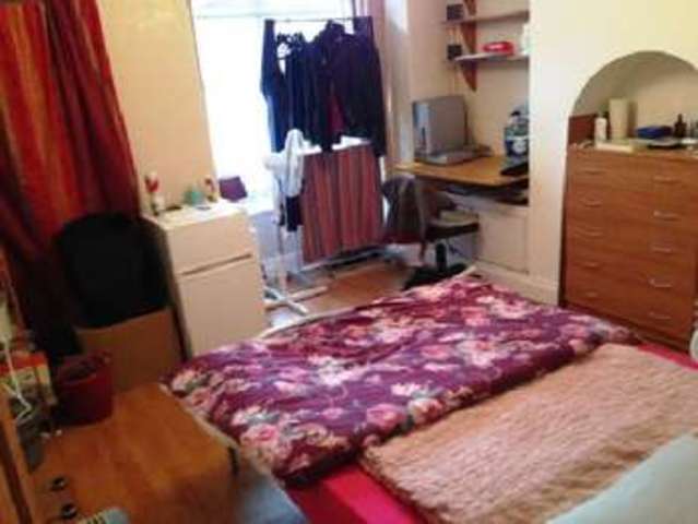  Image of 3 bedroom House Share to rent in Hubert Road Selly Oak Birmingham B29 at Selly Oak Bristol Selly Oak, B29 6EE