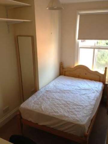  Image of 4 bedroom House Share to rent in Hubert Road Selly Oak Birmingham B29 at Selly Oak Bristol Selly Oak, B29 6ER