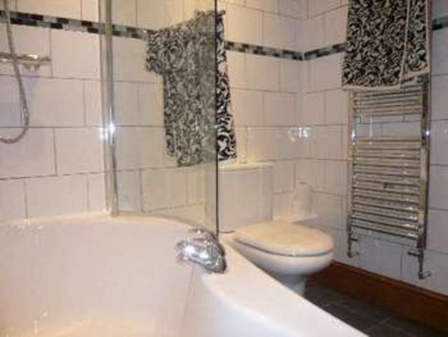  Image of 6 bedroom House Share to rent in Hubert Road Selly Oak Birmingham B29 at Selly Oak Bristol Selly Oak, B29 6ET