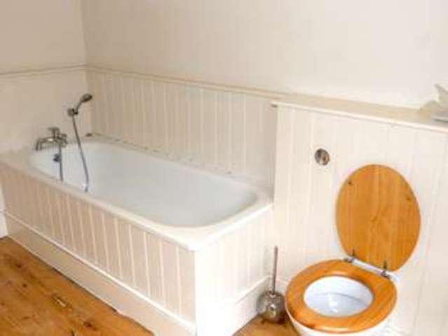  Image of 2 bedroom Terraced house to rent in Hughenden Road Hastings TN34 at Hughenden Road  HASTINGS, TN34 3TE