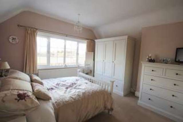  Image of 4 bedroom Semi-Detached house for sale in Hull Bridge Road Beverley HU17 at Hull Bridge Road  Beverley, HU17 9RT