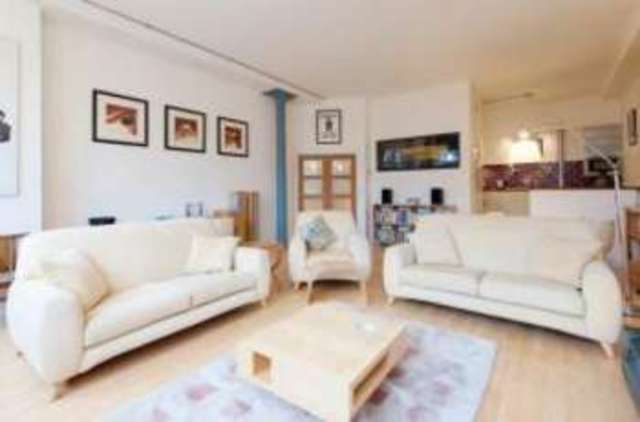  Image of 1 bedroom Flat for sale in Ingram Street Glasgow G1 at Merchant City Glasgow Glasgow, G1 1EX