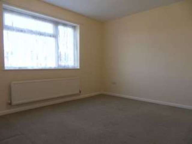  Image of 2 bedroom Flat to rent in Isca Close Ross-on-Wye HR9 at Isca Close  Ross-On-Wye, HR9 5UH