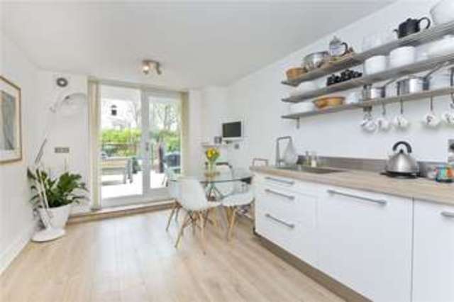  Image of 3 bedroom Maisonette for sale in Islay Walk London N1 at Canonbury London Essex Road, N1 2QL