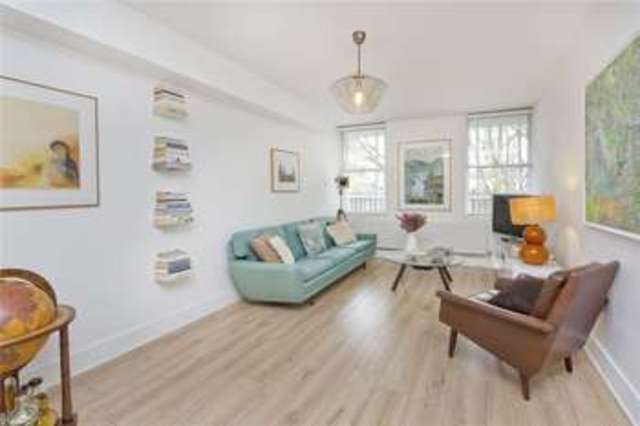  Image of 3 bedroom Maisonette for sale in Islay Walk London N1 at Canonbury London Essex Road, N1 2QL