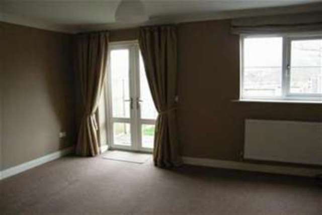  Image of 3 bedroom Detached house to rent in Jason Street Newcastle-under-Lyme ST5 at Newcastle, ST5 2DL