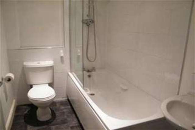  Image of 3 bedroom Detached house to rent in Jason Street Newcastle-under-Lyme ST5 at Newcastle, ST5 2DL