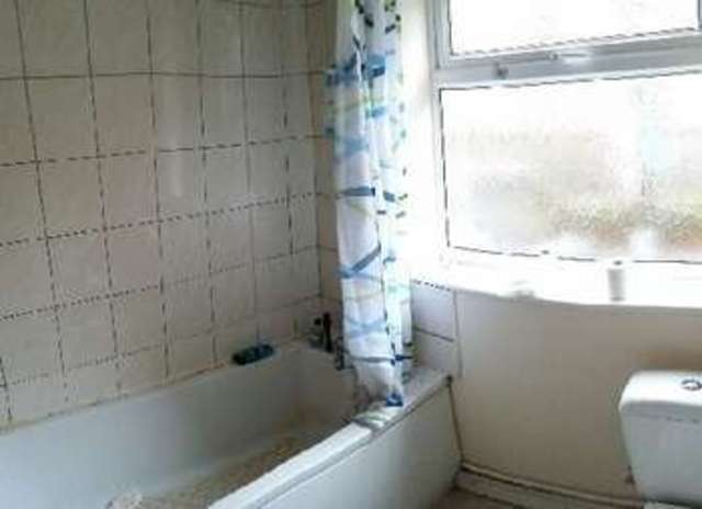  Image of 5 bedroom House Share to rent in Johnson Road Nottingham NG7 at Lenton Bristol Lenton, NG7 2BX