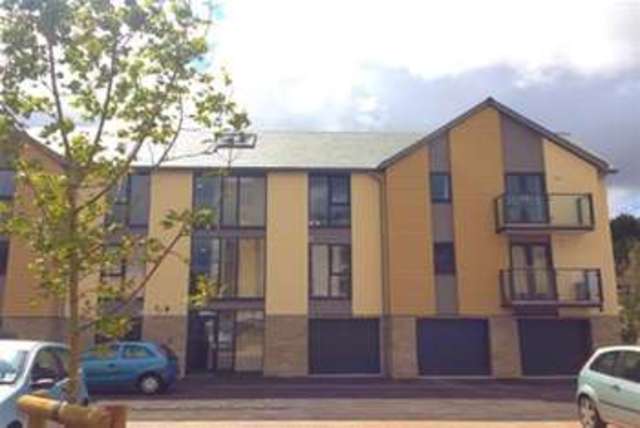  Image of 2 bedroom Flat to rent in Jubilee Drive Redruth TR15 at Redruth, TR15 1DY