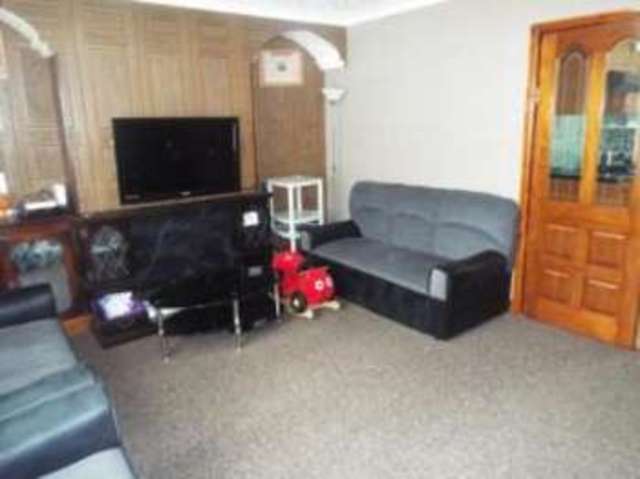  Image of 3 bedroom End of Terrace for sale in Kelynmead Road Kitts Green Birmingham B33 at Birmingham West Midlands Tile Cross, B33 8HL