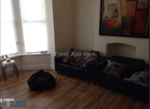  Image of 6 bedroom House Share to rent in Kenmare Road Wavertree Liverpool L15 at Kenmare Road  Liverpool, L15 3HG