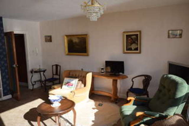  Image of 2 bedroom Flat for sale in Ilsham Marine Drive Torquay TQ1 at Ilsham Marine Road Torquay St Marychurch, TQ1 2HU