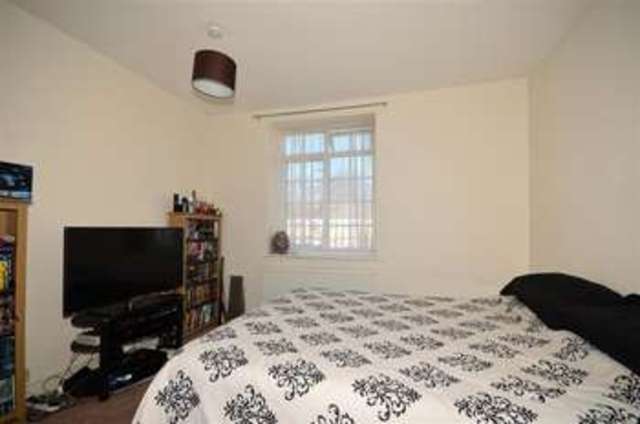  Image of 2 bedroom Terraced house for sale in King Edward Road Gillingham ME7 at Gillingham Kent Gillingham, ME7 2RF