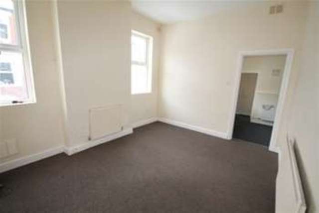  Image of 1 bedroom Detached house to rent in Kings Terrace Stoke-on-Trent ST4 at Stoke-on-Trent, ST4 6EB