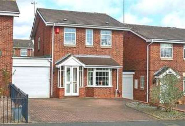 Image of 3 bedroom Detached house for sale in Kingscote Close Redditch B98 at Kingscote Close  Redditch, B98 9LJ