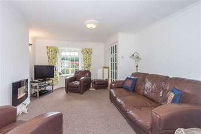  Image of 3 bedroom Detached house for sale in Kingscote Close Redditch B98 at Kingscote Close  Redditch, B98 9LJ