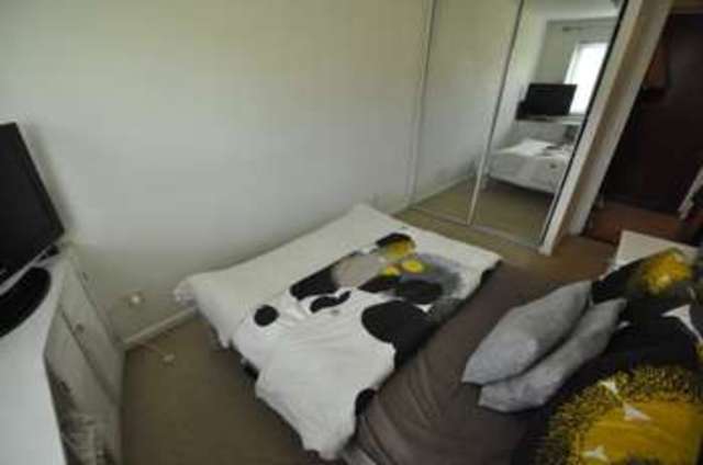  Image of 2 bedroom Flat to rent in Kipling Drive Colliers Wood London SW19 at Wimbledon  Haydons Road, SW19 1TL