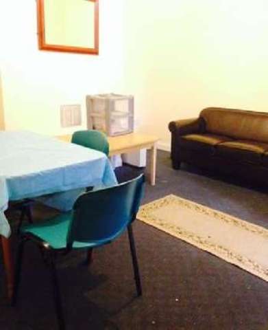  Image of 5 bedroom House Share to rent in Lace Street Nottingham NG7 at Dunkirk Bristol Dunkirk, NG7 2JT