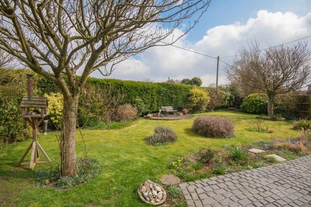  Image of 4 bedroom Detached house for sale in Main Road Lacey Green Princes Risborough HP27 at Main Road Lacey Green Princes Risborough, HP27 0QG