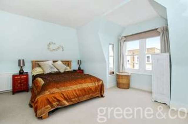  Image of 3 bedroom Maisonette for sale in Lambton Road London N19 at London  Hornsey Rise, N19 3QH