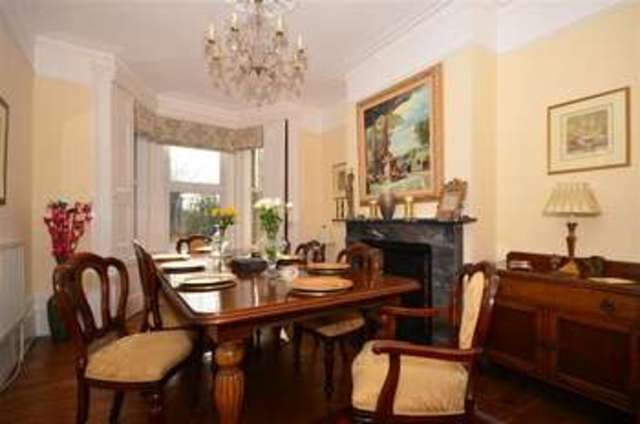  Image of 4 bedroom Terraced house for sale in Langdon Road Rochester ME1 at Rochester Kent Rochester, ME1 1UN
