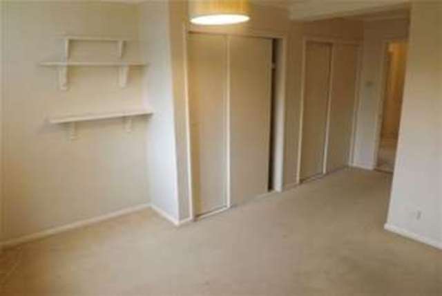  Image of 3 bedroom Flat to rent in Surrey Road Westbourne Bournemouth BH4 at Bournemouth, BH4 9HR