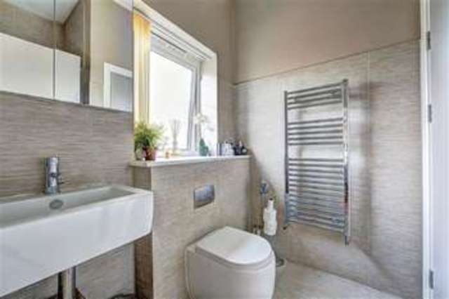 Image of 2 bedroom Mews for sale in Laurel Mews London SE5 at Camberwell, SE5 9BA