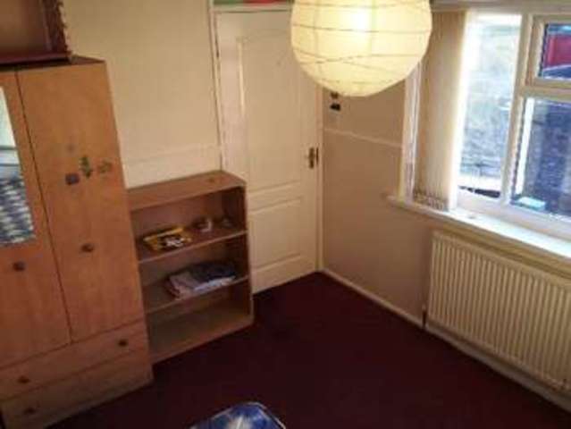  Image of 6 bedroom House Share to rent in Leasow Drive Edgbaston Birmingham B15 at Edgbaston Bristol Edgbaston, B15 2SN