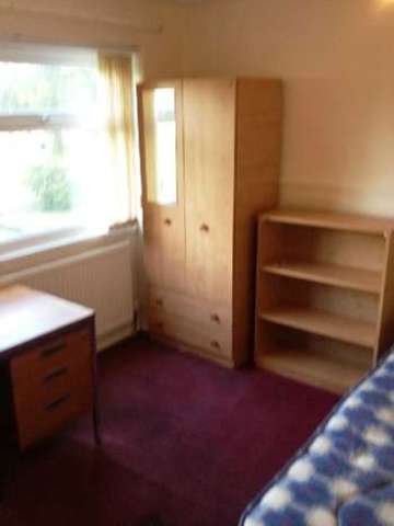  Image of 6 bedroom House Share to rent in Leasow Drive Edgbaston Birmingham B15 at Edgbaston Bristol Edgbaston, B15 2SN