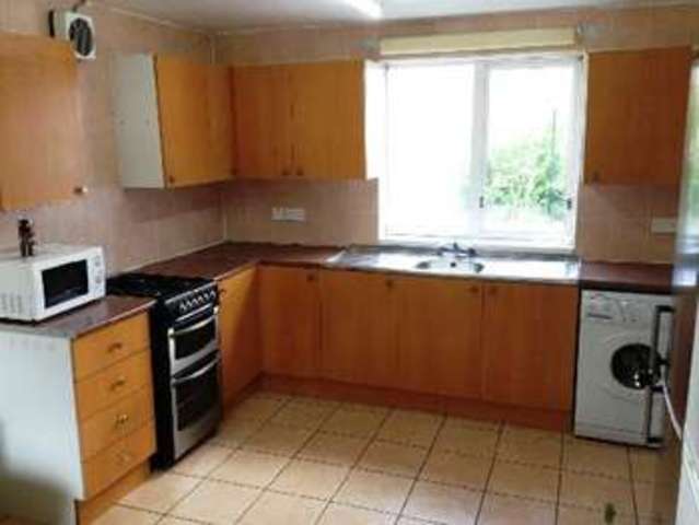  Image of 6 bedroom House Share to rent in Leasow Drive Edgbaston Birmingham B15 at Selly Oak Bristol Selly Oak, B15 2SW