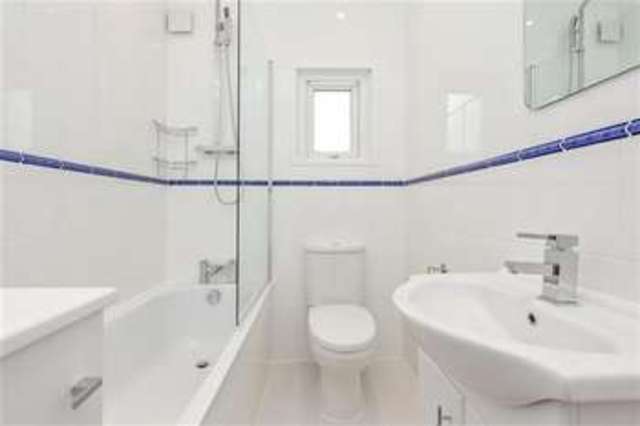  Image of 2 bedroom Apartment for sale in Leconfield Road London N5 at Highbury, N5 2RZ