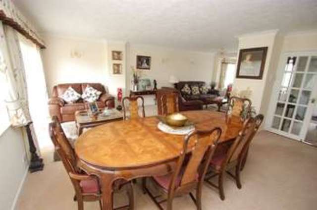  Image of 3 bedroom Detached house for sale in The Horseshoe Hemel Hempstead HP3 at Leverstock Green Hemel Hempstead HERTS, HP3 8QW