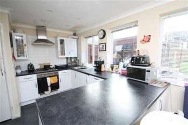  Image of 2 bedroom Detached house for sale in Limbrick Lane Goring-by-Sea Worthing BN12 at Goring-by-Sea, BN12 6AE