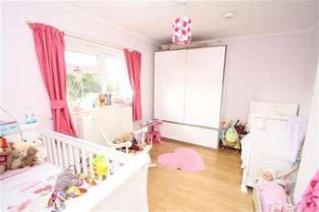  Image of 2 bedroom Detached house for sale in Limbrick Lane Goring-by-Sea Worthing BN12 at Goring-by-Sea, BN12 6AE