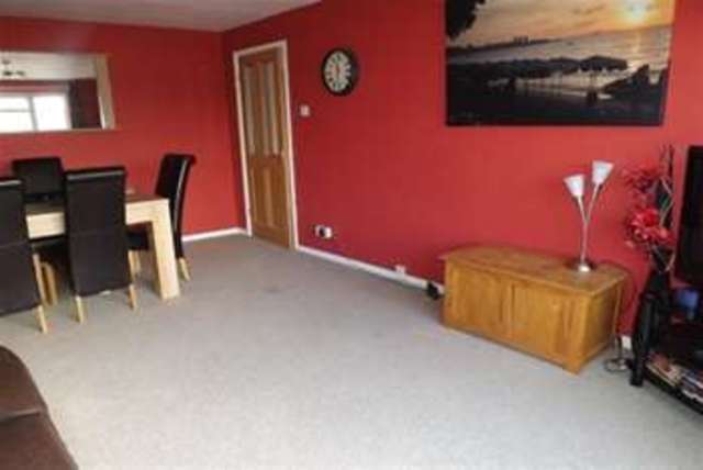  Image of 2 bedroom Maisonette to rent in Linford Crescent Coalville LE67 at Coalville, LE67 4QY