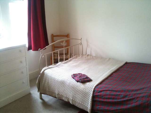  Image of 1 bedroom House Share to rent in Lisburn Lane Old Swan Liverpool L13 at Lisburn Lane  Liverpool, L13 9AG