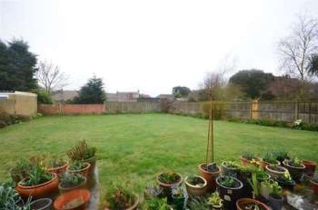  Image of 5 bedroom Detached house for sale in Littlestone Road Littlestone New Romney TN28 at Littlestone Kent New Romney, TN28 8QB