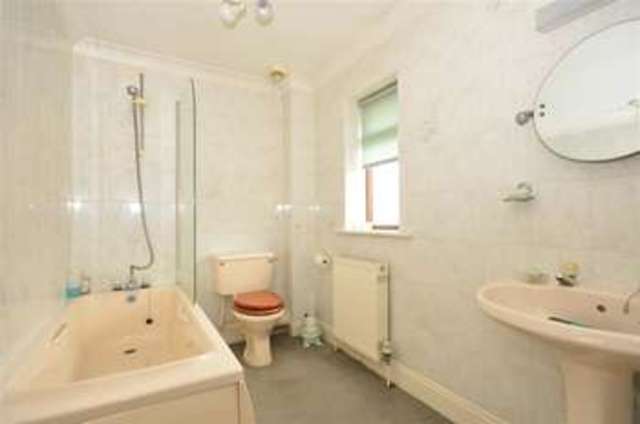  Image of 5 bedroom Detached house for sale in Littlestone Road Littlestone New Romney TN28 at Littlestone Kent New Romney, TN28 8QB