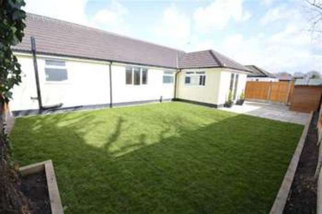 Image of 3 bedroom Property for sale in Llanberis Road Cheadle Hulme Cheadle SK8 at Llanberis Road Cheadle Cheadle, SK8 6BU