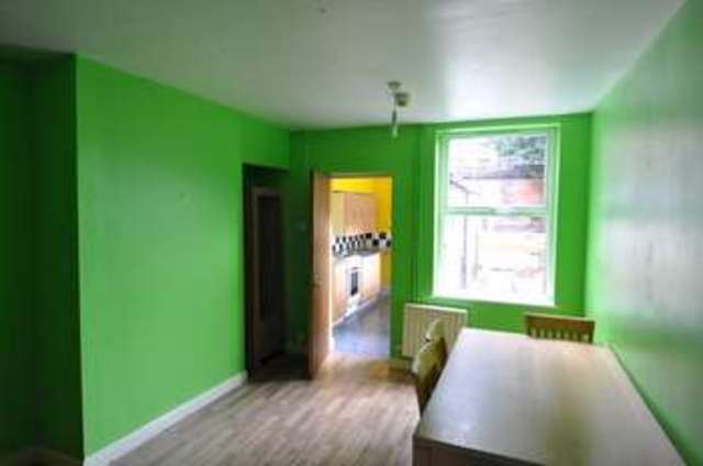  Image of 3 bedroom Terraced house to rent in Lodge Road Redditch B98 at Lodge Road  Redditch, B98 7BS