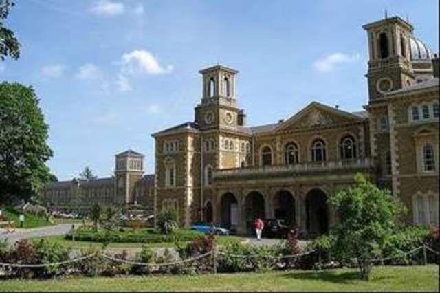  Image of 2 bedroom Apartment for sale in Grassington Close London N11 at London, N11 3FJ