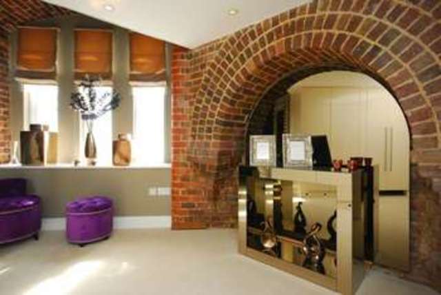  Image of 3 bedroom Apartment for sale in Grassington Close London N11 at London, N11 3FJ