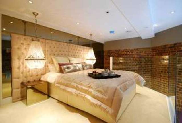 Image of 3 bedroom Apartment for sale in Grassington Close London N11 at London, N11 3FJ