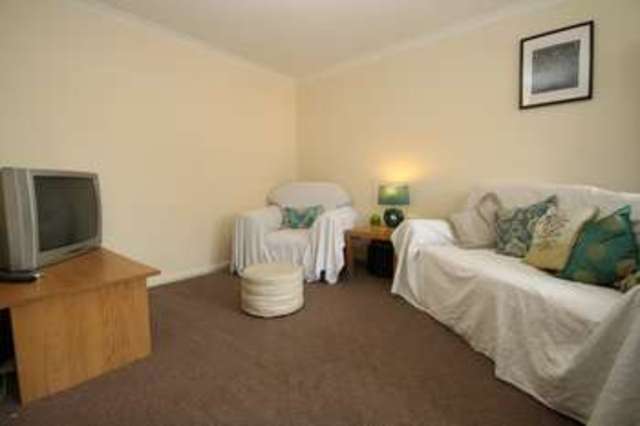  Image of 2 bedroom Flat to rent in London Road Kingston upon Thames KT2 at Kingston Upon Thames Surrey, KT2 6QJ
