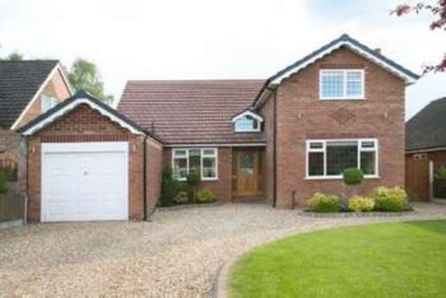  Image of 5 bedroom Detached house to rent in Longacres Road Hale Barns Altrincham WA15 at ALTRINCHAM, WA15 0RS