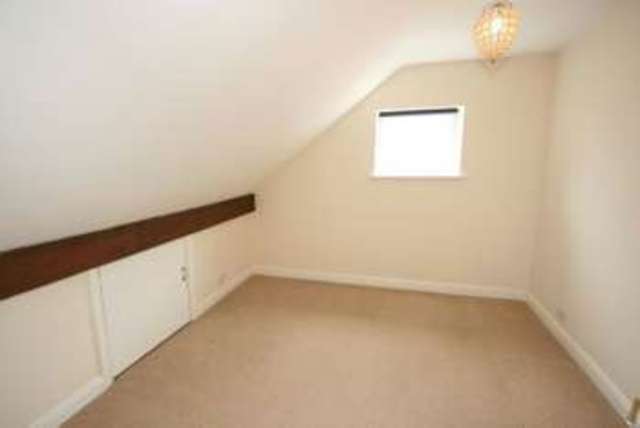  Image of 5 bedroom Detached house to rent in Longacres Road Hale Barns Altrincham WA15 at ALTRINCHAM, WA15 0RS