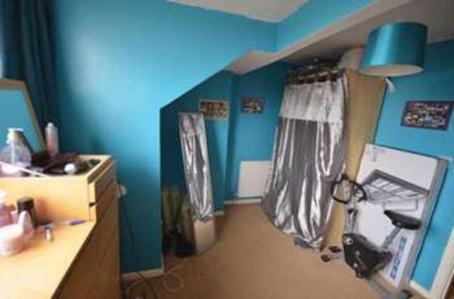  Image of 4 bedroom Terraced house for sale in Lordens Hill Dinnington Sheffield S25 at Lordens Hill Dinnington Sheffield, S25 2QG