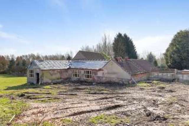  Image of 3 bedroom Detached house for sale in Loughborough Road Rothley Leicester LE7 at Loughborough Road  Rothley, LE7 7NL