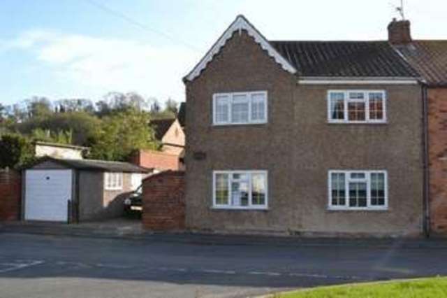  Image of 2 bedroom Detached house to rent in Low Street South Ferriby Barton-upon-Humber DN18 at Low Street  South Ferriby, DN18 6HQ